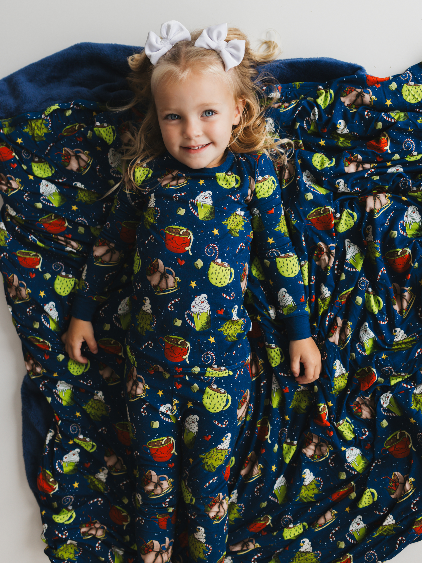 Whoville Holiday Plush Blanket