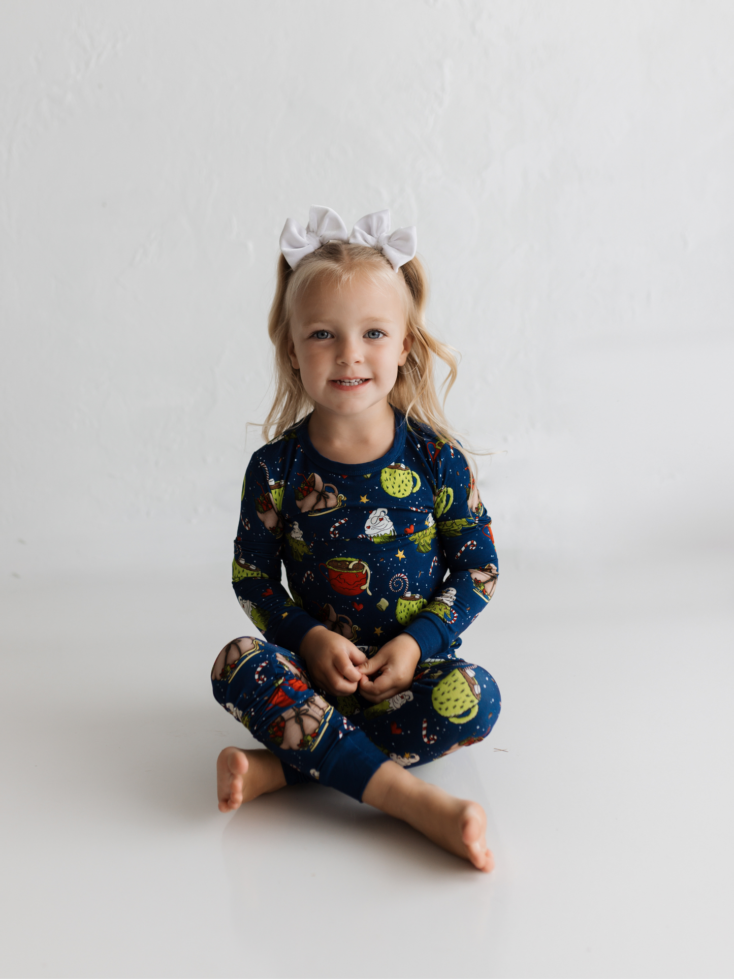 Whoville Holiday 2pc PJ Set