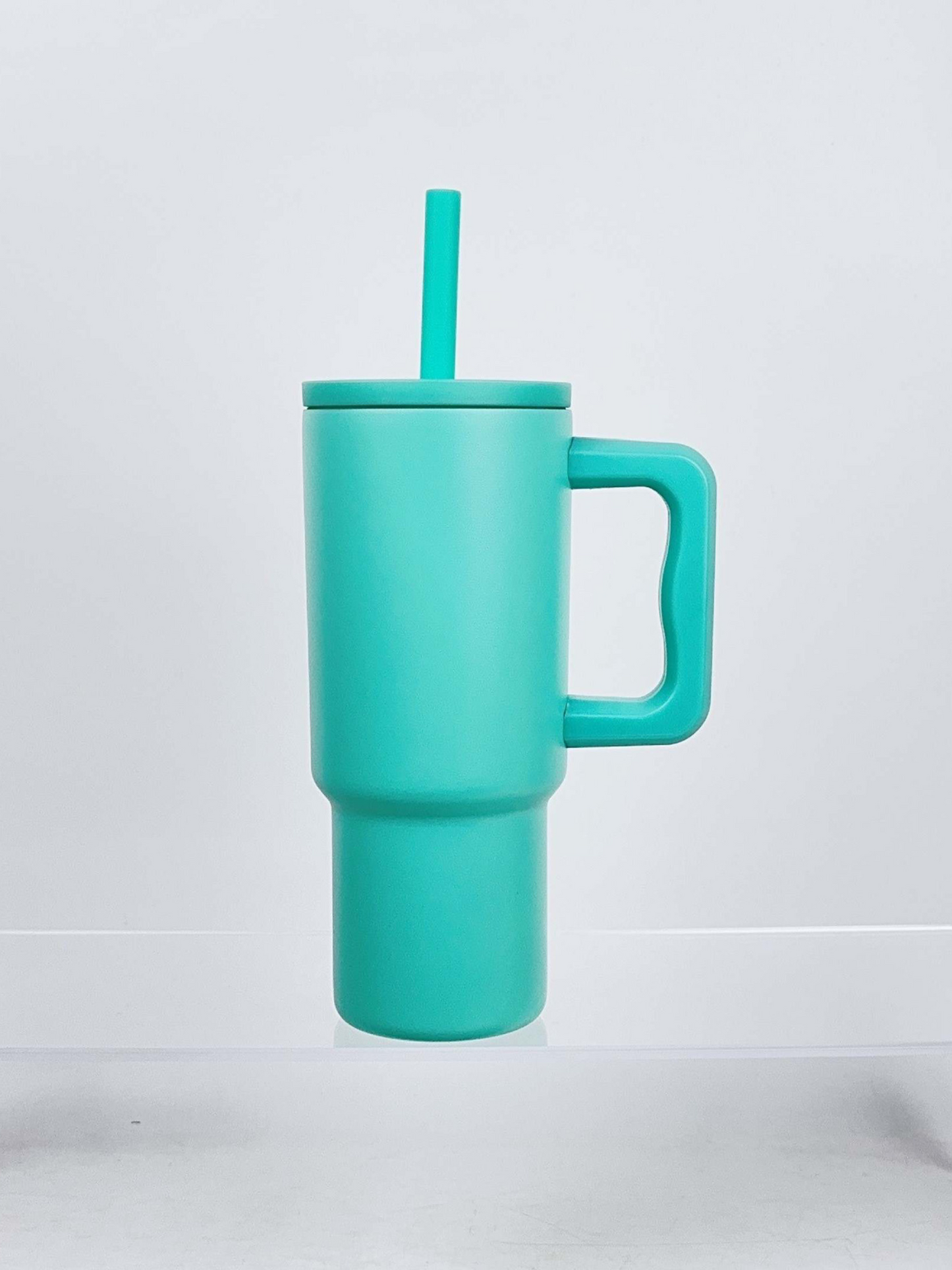 24oz Tumbler with Silicone Straw